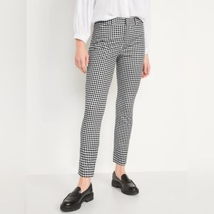 High Rise Pixie Ankle | Black and White Checkered Pants
